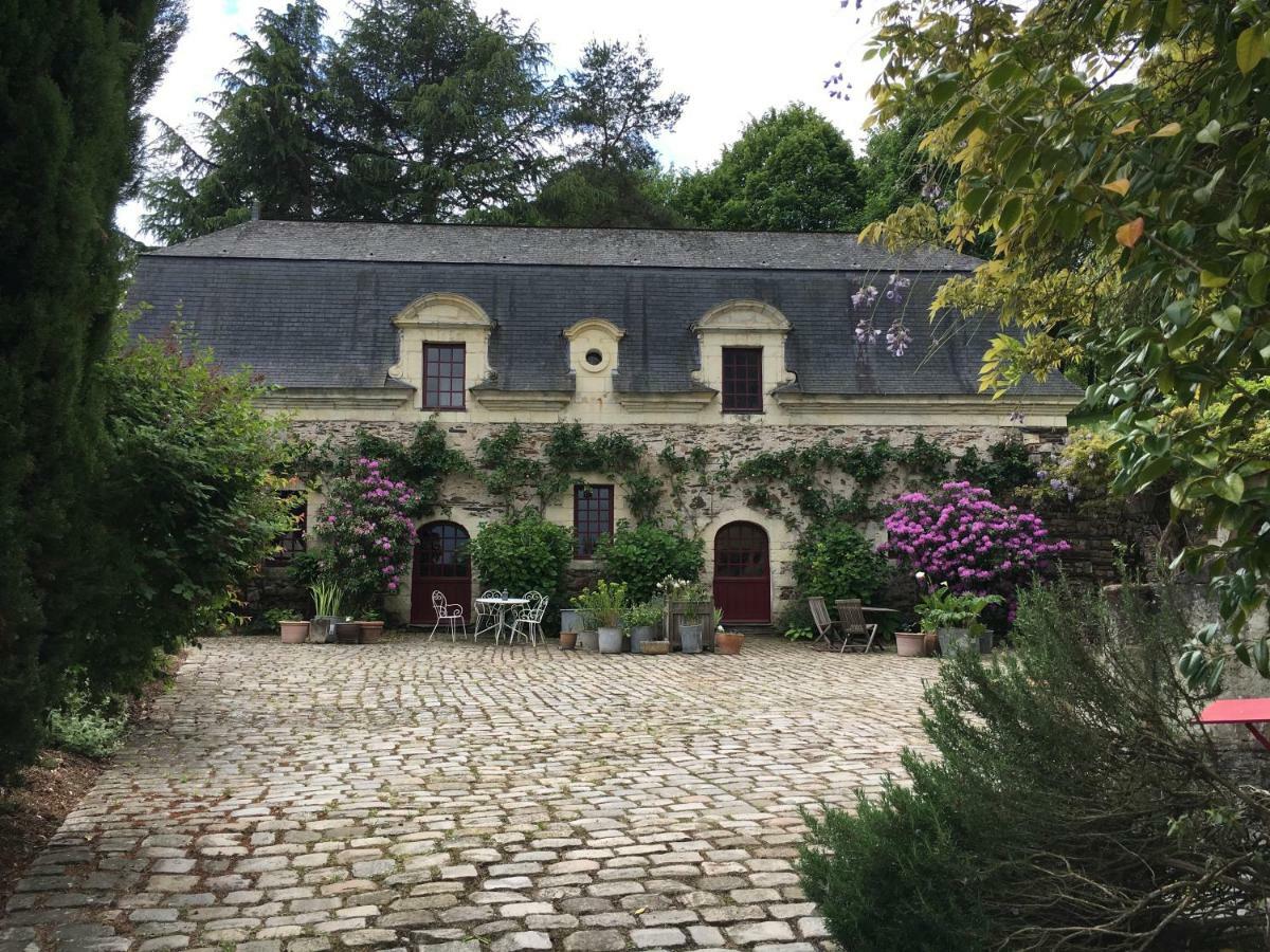 Manoir De La Groye Hotel Saint-Saturnin-sur-Loire Esterno foto