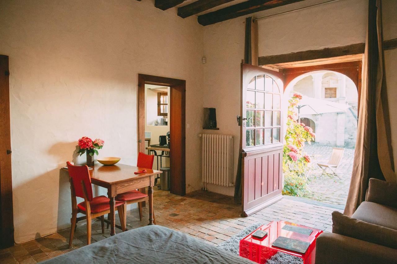 Manoir De La Groye Hotel Saint-Saturnin-sur-Loire Esterno foto